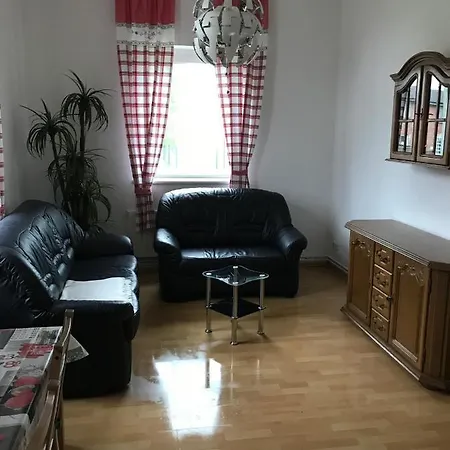 Ferienwohnung Fliederhecke * Ducherow