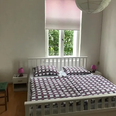 Ferienwohnung Fliederhecke Apartment