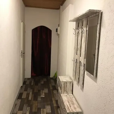 Ferienwohnung Fliederhecke Apartment Ducherow